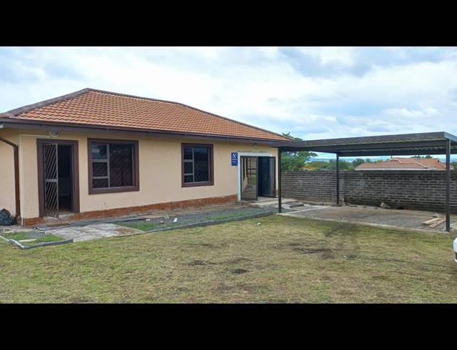 2 BEDROOM FLAT RENTED IN SUNNYRIDGE